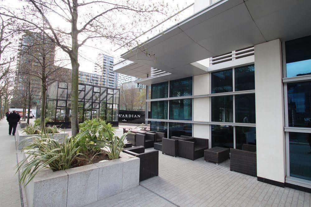 Lincoln Plaza Lägenhet London Exteriör bild